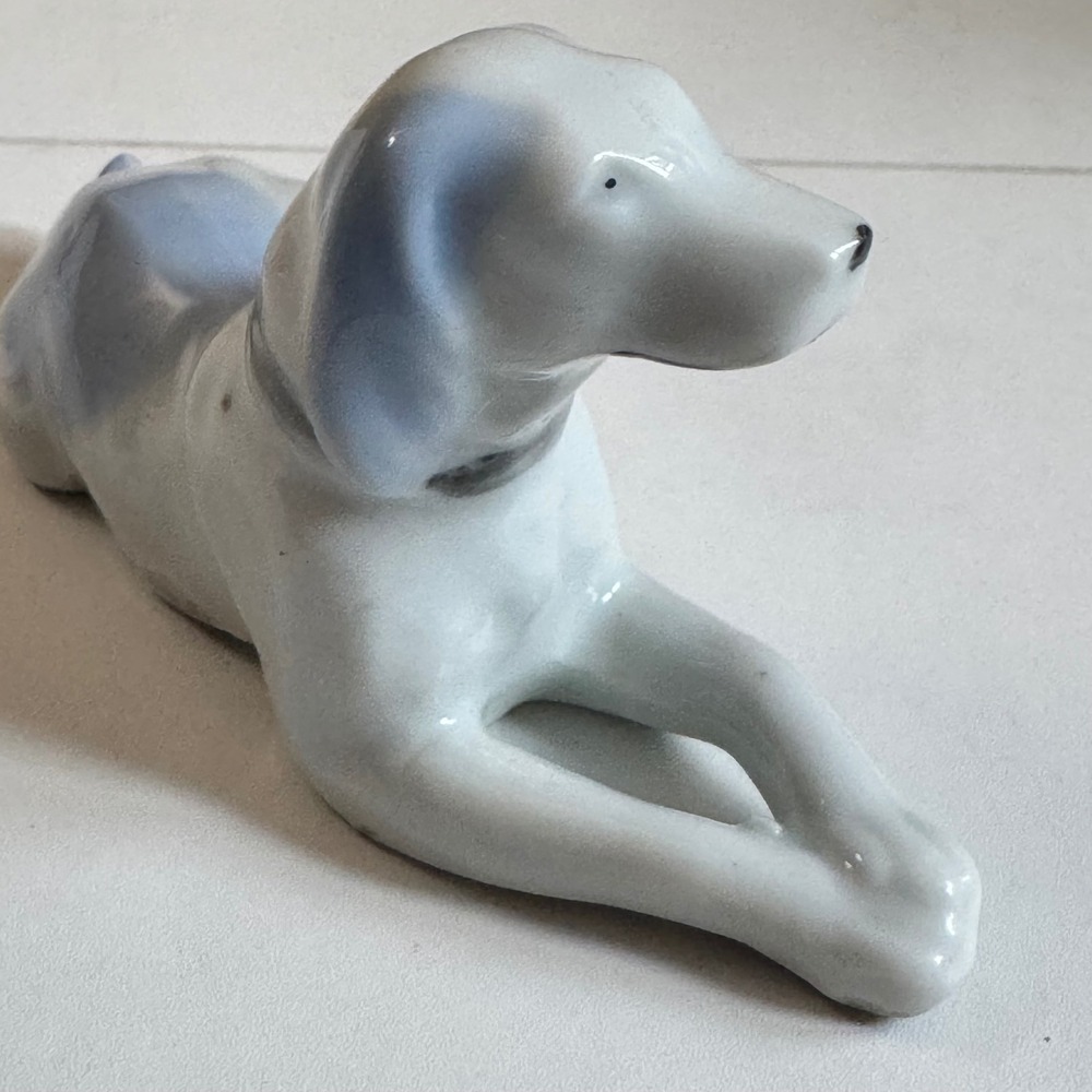 Vintage Made in Japan Porcelain Dog Figurine Blue Gray White Reclining Hound - Picture 11 of 12